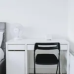 شقة Deluxe 2 Bed Flat In Patchway Near Aztec West And Cribbs Causeway