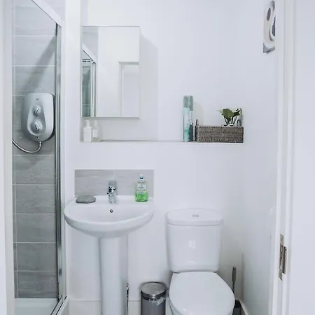 Deluxe 2 Bed Flat In Patchway Near Aztec West And Cribbs Causeway Apartamento Bristol